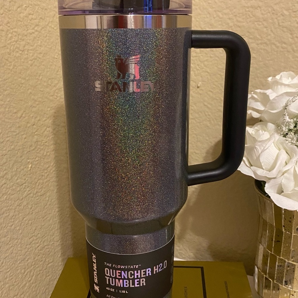 Stanley Quencher H2.0 Tumbler - Glitter Black
